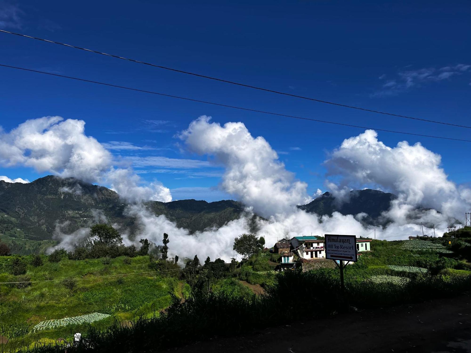 Himalayan Hill Top Resort Kanatal Buitenkant foto